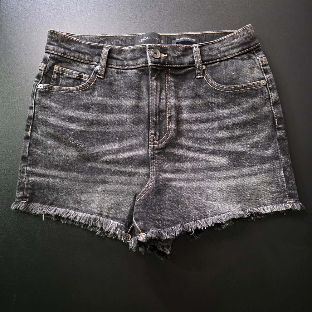 Kendall + Kylie The Drifter High Rise Frayed Denim Shorts Faded Black Size 9/29